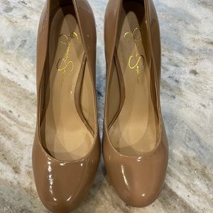 Jessica Simpson heals